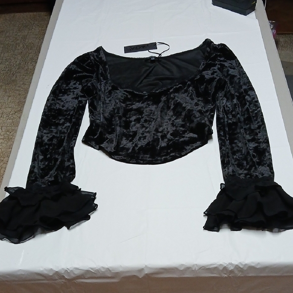 Dolls Kill Tops - Dolls Kill Widow Enamored Galore Black Velvet Long Sleeve Top XXL Goth Gothic